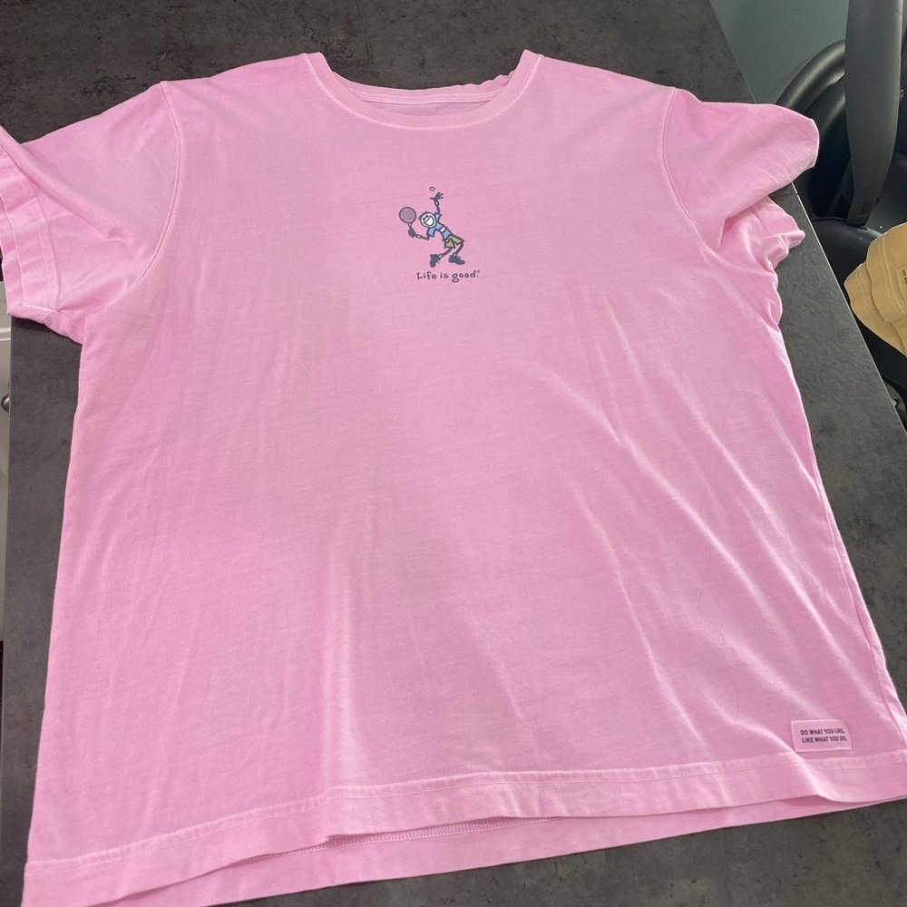 Ladies Size Large Life Is Good T-shirt